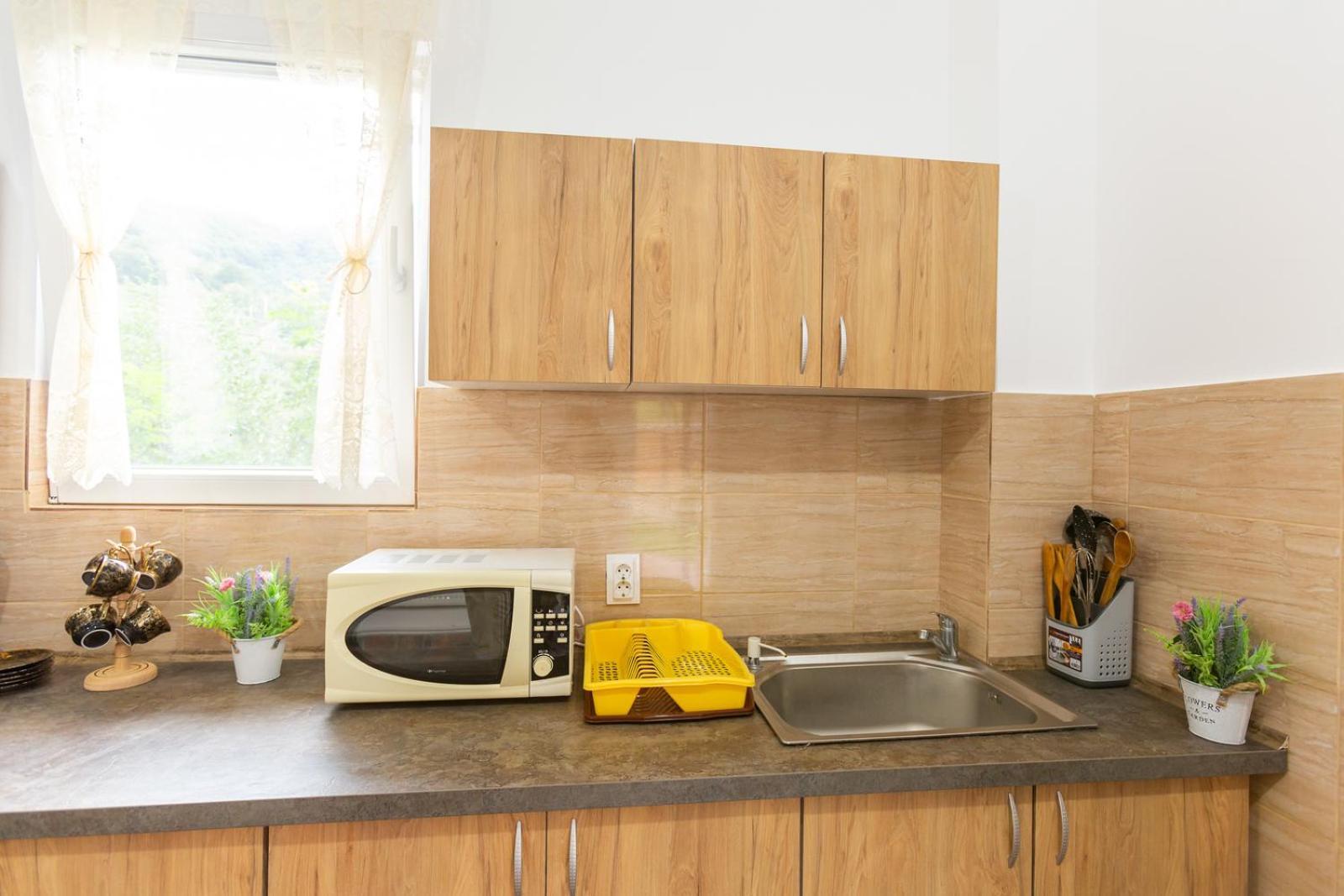 Casa Vio Guest House Nehoiu Ngoại thất bức ảnh