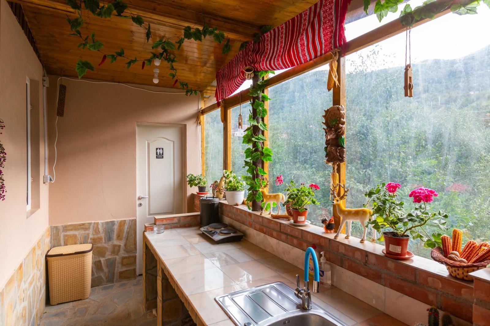 Casa Vio Guest House Nehoiu Ngoại thất bức ảnh